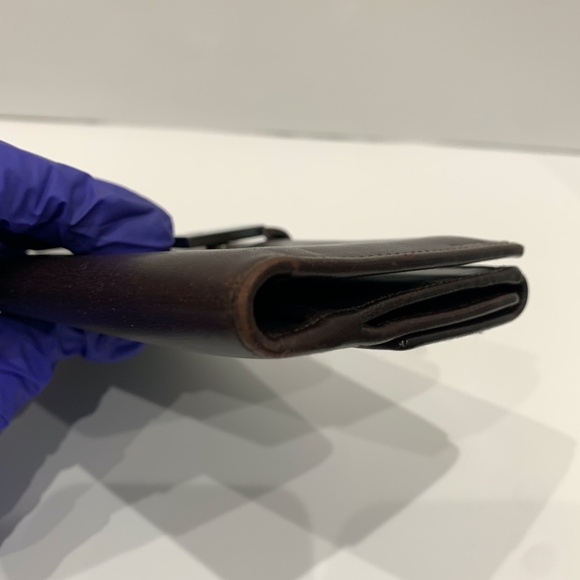 Gucci Brown Bifold Long Wallet Sku#85426 (Gently used, scratches) - Picture 6 of 14